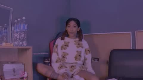 Snapshot of jamaicanbabex chatting on 01/16/25, 10:10 jamaicanbabex online show from 01/16/25, 10:10