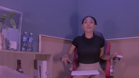 Snapshot of jamaicanbabex chatting on 03/07/25, 12:45 jamaicanbabex online show from 03/07/25, 12:45