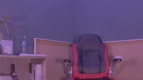 Snapshot of jamaicanbabex chatting on 03/11/25, 11:04 jamaicanbabex online show from 03/11/25, 11:04