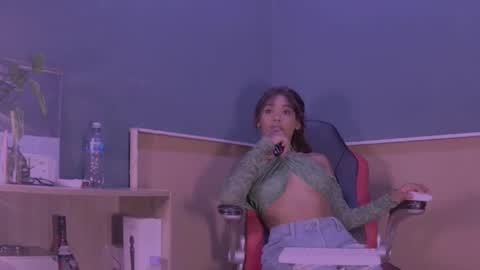 Snapshot of jamaicanbabex chatting on 03/12/25, 04:08 jamaicanbabex online show from 03/12/25, 04:08