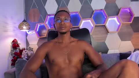   online show from 03/05/25, 08:32