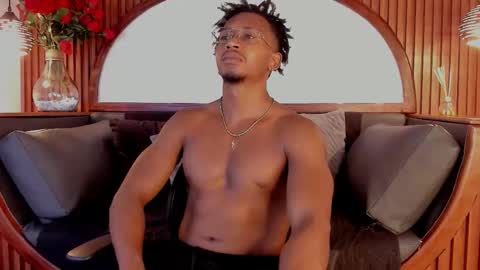   online show from 12/18/25, 04:07