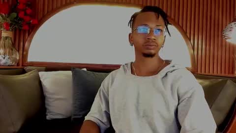   online show from 03/08/26, 03:54