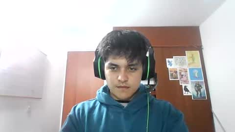 Snapshot of james__taylor21 chatting on 12/12/24, 04:04 JAMES TAYLOR online show from 12/12/24, 04:04