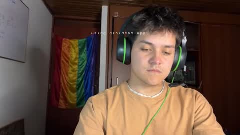 Snapshot of james__taylor21 chatting on 09/11/25, 01:28 JAMES TAYLOR online show from 09/11/25, 01:28