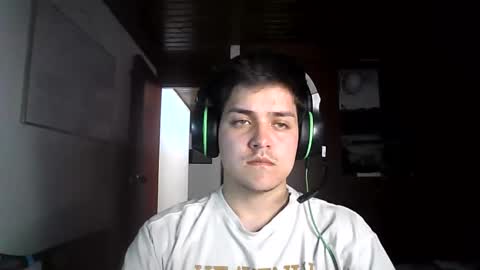 Snapshot of james__taylor21 chatting on 09/13/25, 02:11 JAMES TAYLOR online show from 09/13/25, 02:11