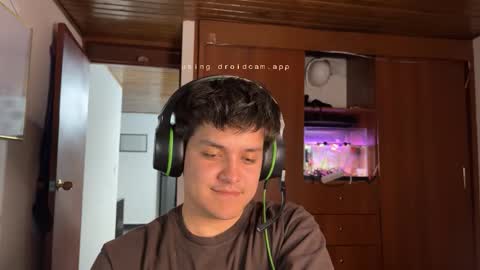 Snapshot of james__taylor21 chatting on 10/09/25, 12:52 JAMES TAYLOR online show from 10/09/25, 12:52