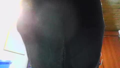 Snapshot of james__taylor21 chatting on 10/11/25, 12:32 JAMES TAYLOR online show from 10/11/25, 12:32