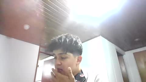 Snapshot of james__taylor21 chatting on 11/20/25, 01:39 JAMES TAYLOR online show from 11/20/25, 01:39