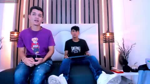 James y Kenet online show from 02/26/26, 12:26