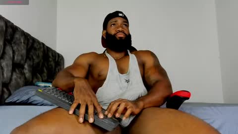 Snapshot of james_bbcmuscle chatting on 04/24/26, 10:56 James BBC online show from 04/24/26, 10:56