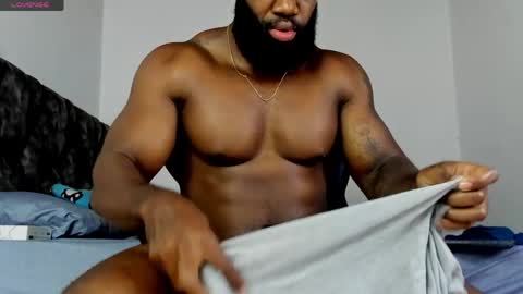 Snapshot of james_bbcmuscle chatting on 05/15/26, 11:23 James BBC online show from 05/15/26, 11:23