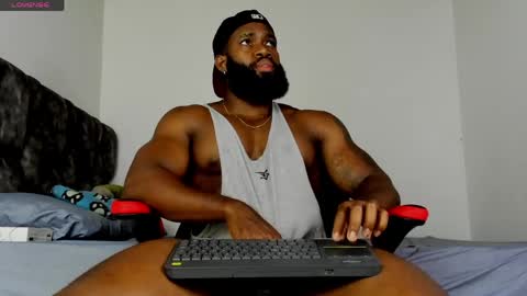 Snapshot of james_bbcmuscle chatting on 05/15/26, 11:34 James BBC online show from 05/15/26, 11:34