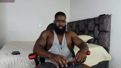 Snapshot of james_bbcmuscle chatting on 06/10/26, 10:08 James BBC online show from 06/10/26, 10:08