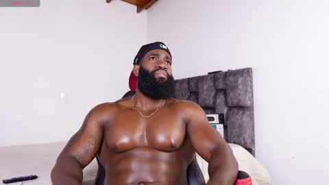 Snapshot of james_bbcmuscle chatting on 07/08/26, 12:37 James BBC online show from 07/08/26, 12:37