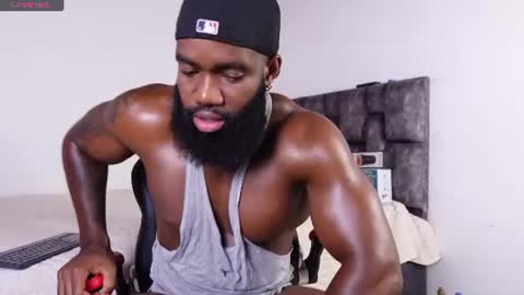 Snapshot of james_bbcmuscle chatting on 07/09/26, 12:31 James BBC online show from 07/09/26, 12:31