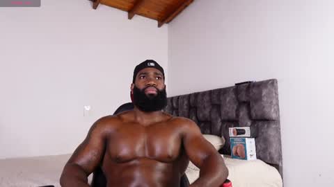 Snapshot of james_bbcmuscle chatting on 07/11/26, 11:35 James BBC online show from 07/11/26, 11:35