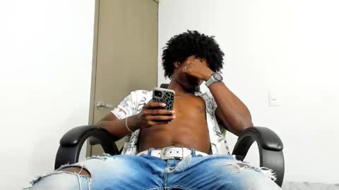 Snapshot of james_makony_1 chatting on 12/23/24, 12:14 james_makony_1 online show from 12/23/24, 12:14