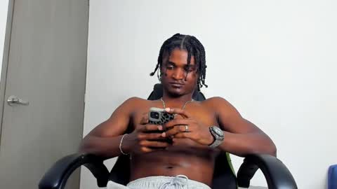 Snapshot of james_makony_1 chatting on 12/31/24, 06:27 james_makony_1 online show from 12/31/24, 06:27