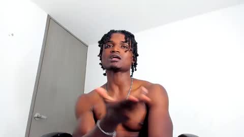 Snapshot of james_makony_1 chatting on 01/03/25, 06:22 james_makony_1 online show from 01/03/25, 06:22