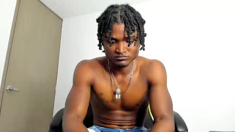 Snapshot of james_makony_1 chatting on 01/09/25, 08:03 james_makony_1 online show from 01/09/25, 08:03