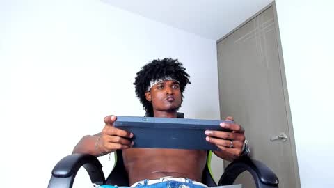 Snapshot of james_makony_1 chatting on 01/22/25, 09:02 james_makony_1 online show from 01/22/25, 09:02