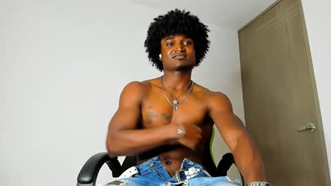 Snapshot of james_makony_1 chatting on 01/30/25, 03:19 james_makony_1 online show from 01/30/25, 03:19