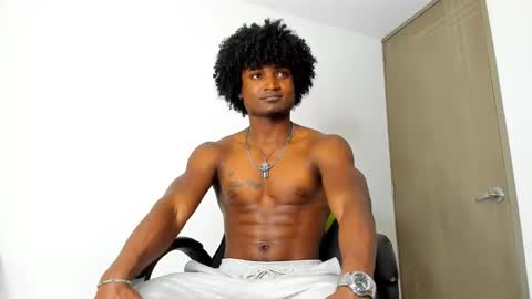 Snapshot of james_makony_1 chatting on 02/01/25, 10:05 james_makony_1 online show from 02/01/25, 10:05