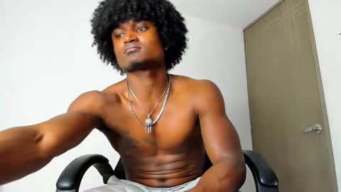 Snapshot of james_makony_1 chatting on 02/05/25, 07:18 james_makony_1 online show from 02/05/25, 07:18