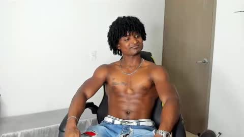 Snapshot of james_makony_1 chatting on 02/12/25, 05:47 james_makony_1 online show from 02/12/25, 05:47