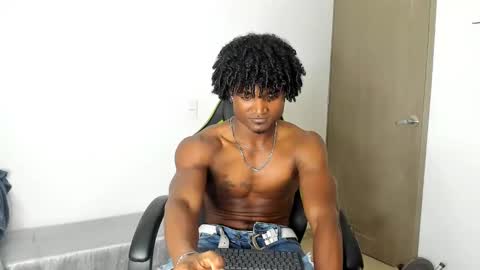 Snapshot of james_makony_1 chatting on 02/12/25, 08:49 james_makony_1 online show from 02/12/25, 08:49