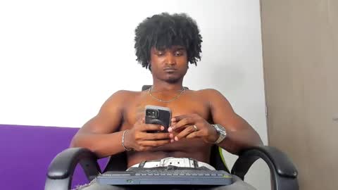 Snapshot of james_makony_1 chatting on 02/17/25, 08:41 james_makony_1 online show from 02/17/25, 08:41