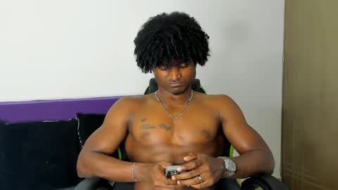 Snapshot of james_makony_1 chatting on 02/18/25, 08:16 james_makony_1 online show from 02/18/25, 08:16