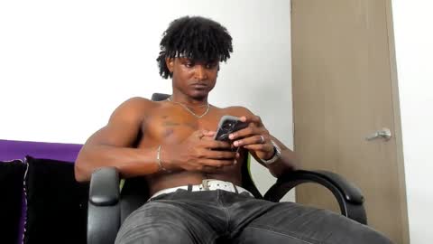 Snapshot of james_makony_1 chatting on 02/20/25, 07:12 james_makony_1 online show from 02/20/25, 07:12