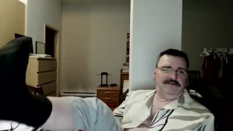 James2025 online show from 04/18/26, 05:22