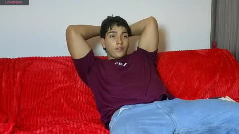 james_silva1 online show from 06/08/26, 10:54