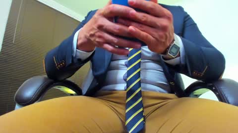 James online show from 01/11/25, 09:46