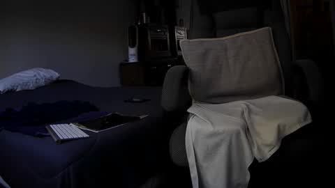 James Bondage online show from 11/01/25, 04:09