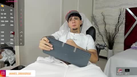 jamesdekker online show from 09/27/25, 09:42