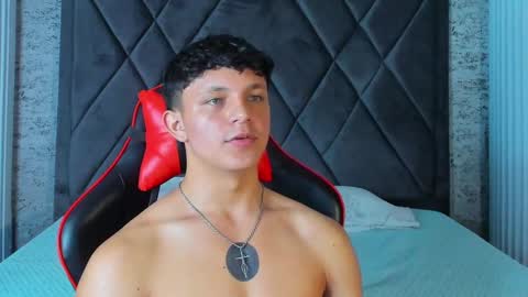 Snapshot of jamesgolden_ chatting on 03/05/25, 01:17 jamesgolden_ online show from 03/05/25, 01:17