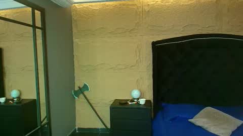 jamesgolden_ online show from 12/05/25, 02:58