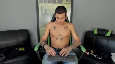 Snapshot of jamesinked_ chatting on 01/16/25, 07:52 Jamesinked online show from 01/16/25, 07:52