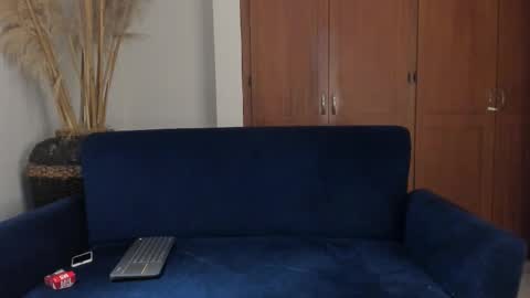 Jamesinked  online show from 11/26/25, 02:56