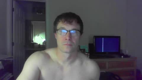 Snapshot of jamesjewels chatting on 01/19/25, 04:01 jamesjewels online show from 01/19/25, 04:01