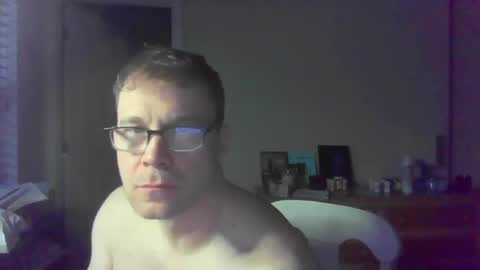 Snapshot of jamesjewels chatting on 02/09/25, 12:41 jamesjewels online show from 02/09/25, 12:41