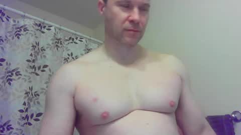 Snapshot of jamesjewels chatting on 02/16/25, 03:27 jamesjewels online show from 02/16/25, 03:27