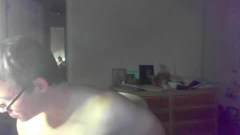 Snapshot of jamesjewels chatting on 09/13/25, 03:28 jamesjewels online show from 09/13/25, 03:28