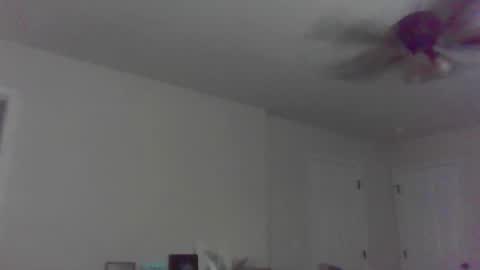 Snapshot of jamesjewels chatting on 11/10/25, 02:32 jamesjewels online show from 11/10/25, 02:32