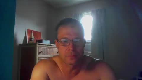 Snapshot of jamesjewels chatting on 08/03/26, 01:27 jamesjewels online show from 08/03/26, 01:27