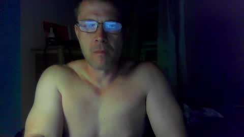 Snapshot of jamesjewels chatting on 08/04/26, 01:53 jamesjewels online show from 08/04/26, 01:53